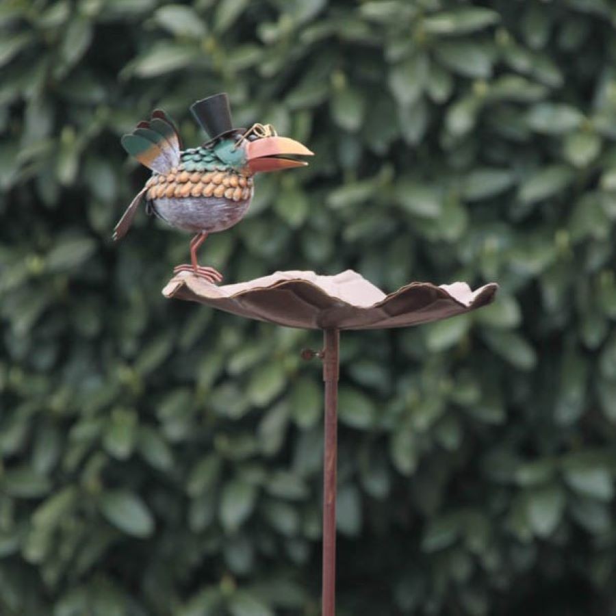 Abreuvoir à oiseaux sur pique en métal