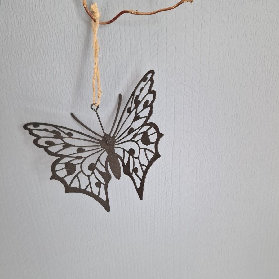 Papillon en métal à suspendre