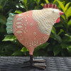 Poule métallique rose et blanche