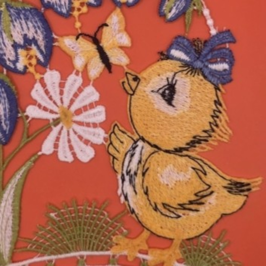 Poussin décor Pâques
