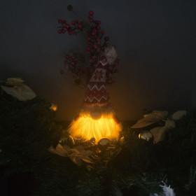 Gnome chapka lumineux rouge et blanc